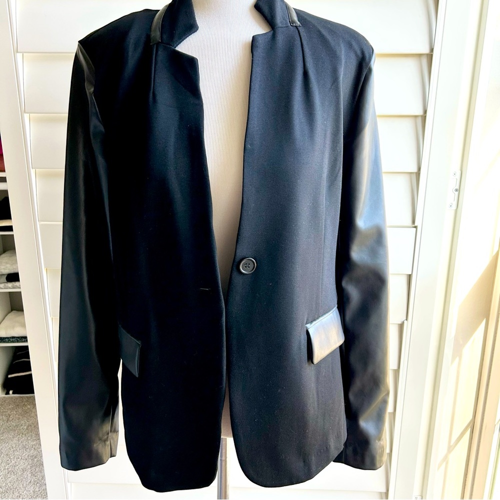 NWT Ellen Tracy Vegan Leather Trim Jacket Small